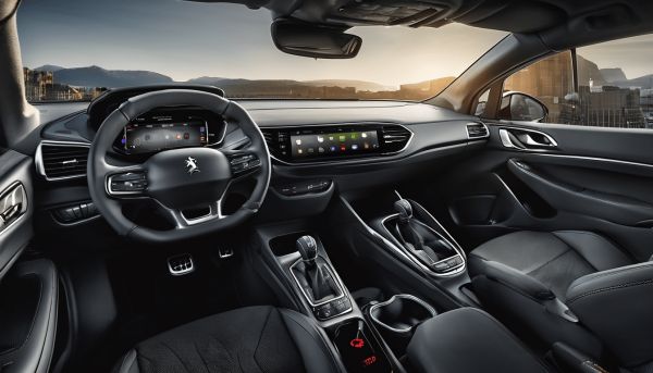 Installer CarPlay sur votre Peugeot 308 facilement